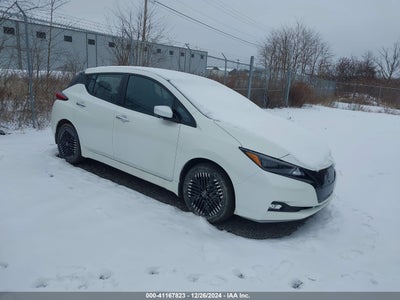 NISSAN LEAF 2025