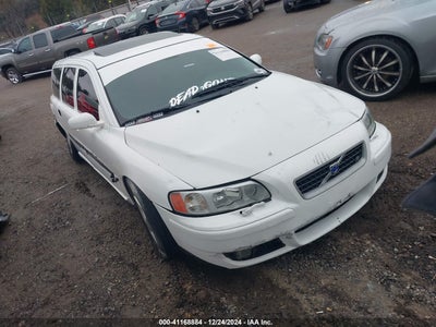 VOLVO V70 2004