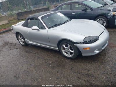 MAZDA MX-5 MIATA 2002