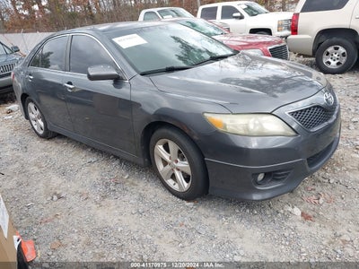 TOYOTA CAMRY 2011
