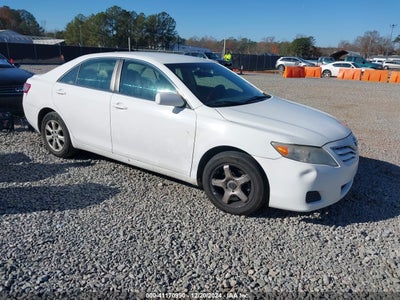 TOYOTA CAMRY 2011