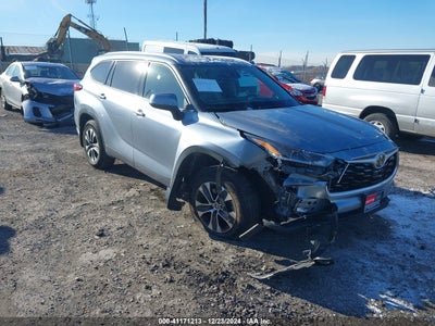 TOYOTA HIGHLANDER 2021