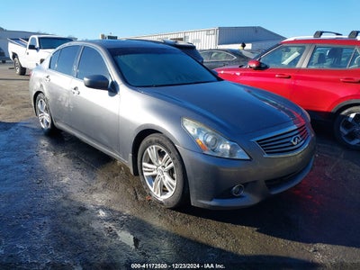 INFINITI G37 2013