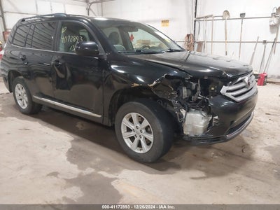 TOYOTA HIGHLANDER 2013