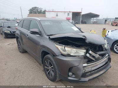 TOYOTA HIGHLANDER 2017