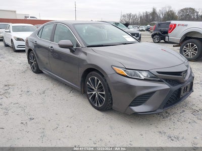 TOYOTA CAMRY 2019
