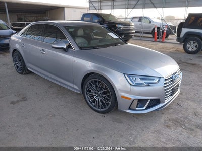AUDI A4 2019