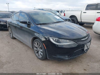 CHRYSLER 200 2015