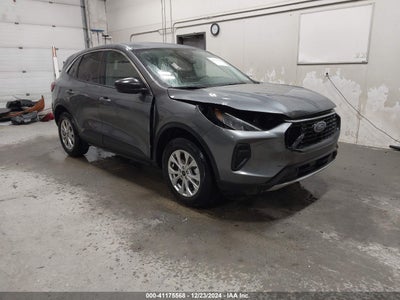 FORD ESCAPE 2024