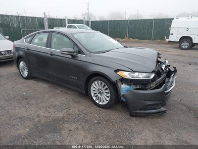 FORD FUSION HYBRID 2015