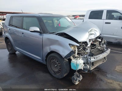 SCION XB 2010