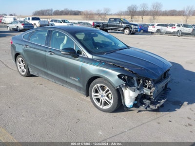 FORD FUSION HYBRID 2016