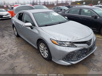 TOYOTA CAMRY 2020