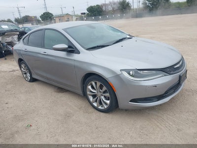 CHRYSLER 200 2015