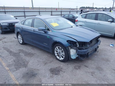 FORD FUSION HYBRID 2019