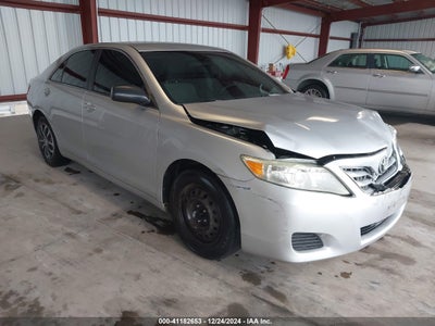 TOYOTA CAMRY 2011