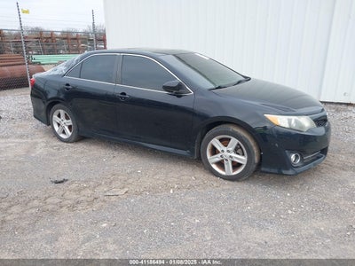 TOYOTA CAMRY 2012