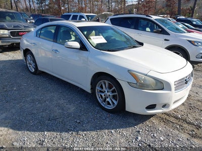 NISSAN MAXIMA 2011