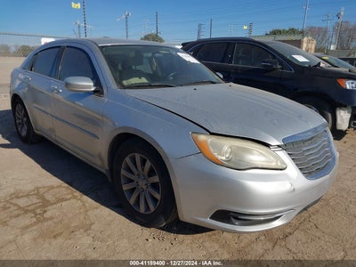 CHRYSLER 200 2011