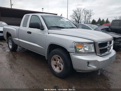 DODGE DAKOTA 2008