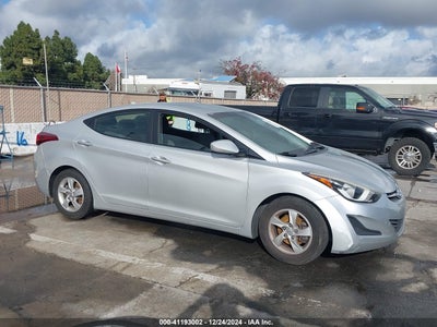 HYUNDAI ELANTRA 2015