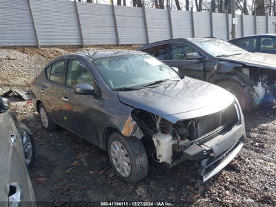 NISSAN VERSA 2019