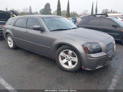 DODGE MAGNUM 2005