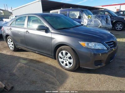 TOYOTA CAMRY 2011