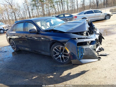 BMW 750E 2024
