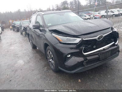 TOYOTA HIGHLANDER 2021