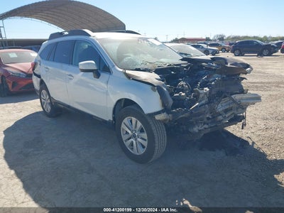 SUBARU OUTBACK 2017