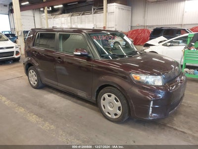SCION XB 2013