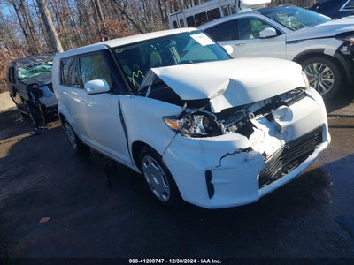 SCION XB 2011