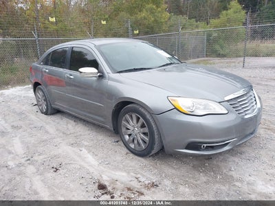 CHRYSLER 200 2013