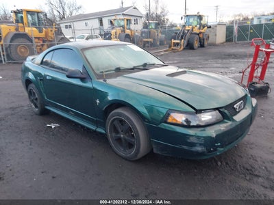 FORD MUSTANG 2000