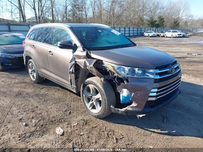 TOYOTA HIGHLANDER 2017