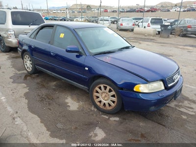 AUDI A4 2001