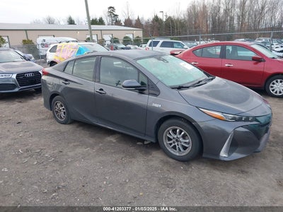 TOYOTA PRIUS PRIME 2017