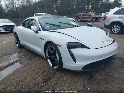 PORSCHE TAYCAN 2023