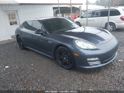 PORSCHE PANAMERA 2012