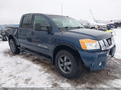 NISSAN TITAN 2015