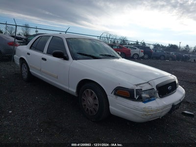 FORD CROWN VICTORIA 2011
