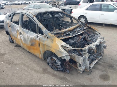 TOYOTA PRIUS 2014