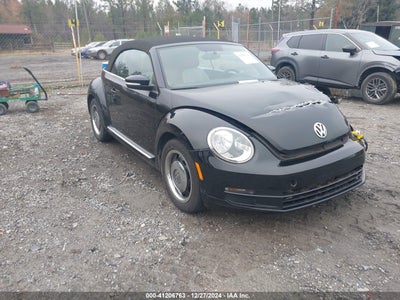 VOLKSWAGEN BEETLE 2015