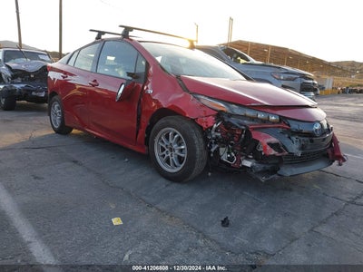 TOYOTA PRIUS PRIME 2017