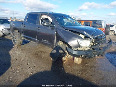 TOYOTA TUNDRA 2011