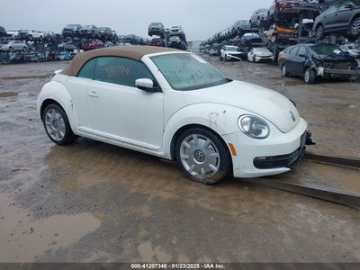 VOLKSWAGEN BEETLE 2013