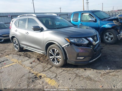 NISSAN ROGUE 2018