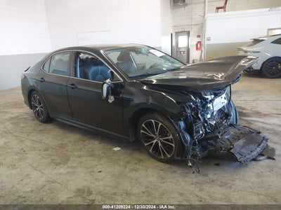 TOYOTA CAMRY 2019