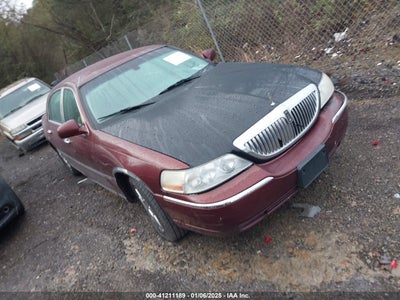 LINCOLN TOWN CAR 2003